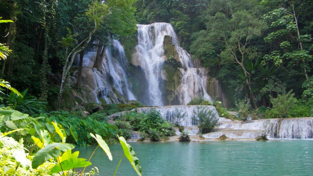 Luang-Prabang-Kuang-Si waterfall